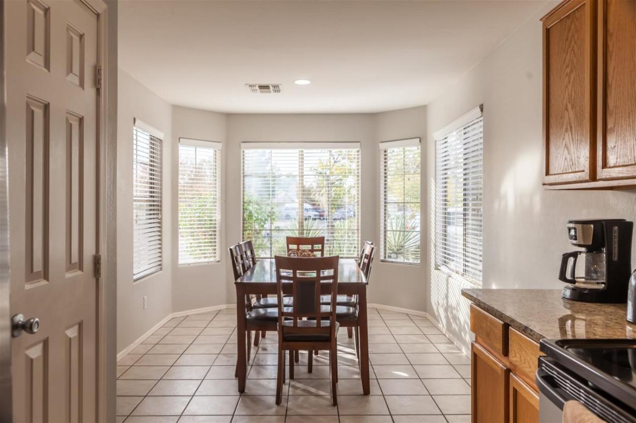 Cozy House Near Stadium With Pool Heater, Bbq *