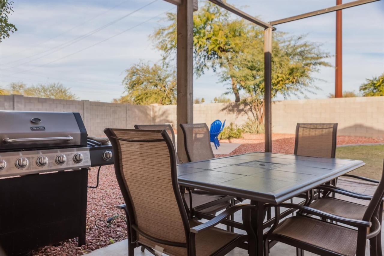 Cozy House Near Stadium With Pool Heater, Bbq Holiday home Avondale